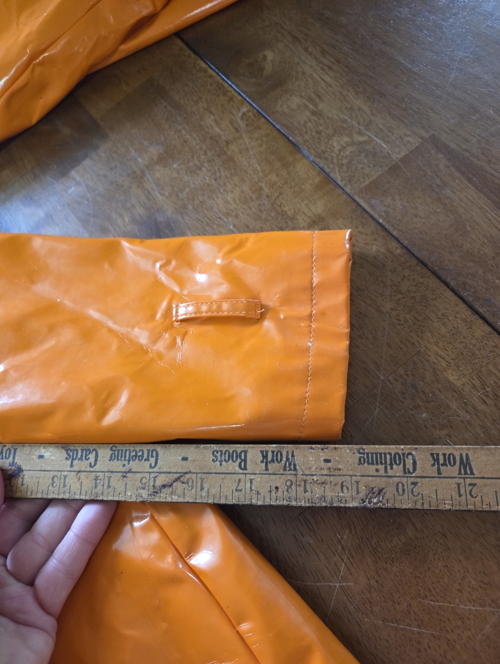 Vintage Wonder Girl Medium Orange Vinyl Rain Coat - Belted  - Picture 9 of 9
